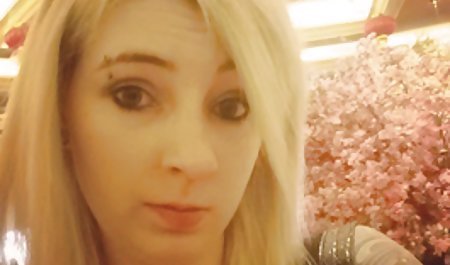 crossdresser لاتین با یک خروس بزرگ سیاه ، پدر ، می خورد و لگد داستان سکسی شهوتناک می زند