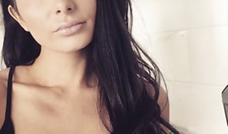 مگان بعد از یک وحشیانه بیرحمانه روی صورت می ایستد و نقطه را نشان می دهد داستان تصویری سکسی ...